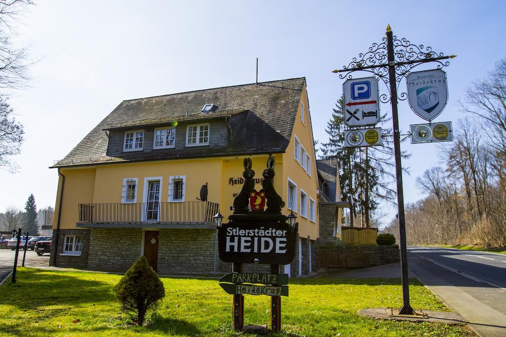 Hôtel Heidekrug à Oberursel Extérieur photo