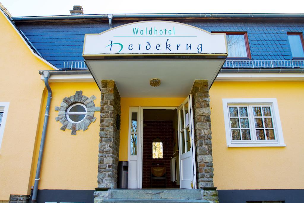 Hôtel Heidekrug à Oberursel Extérieur photo