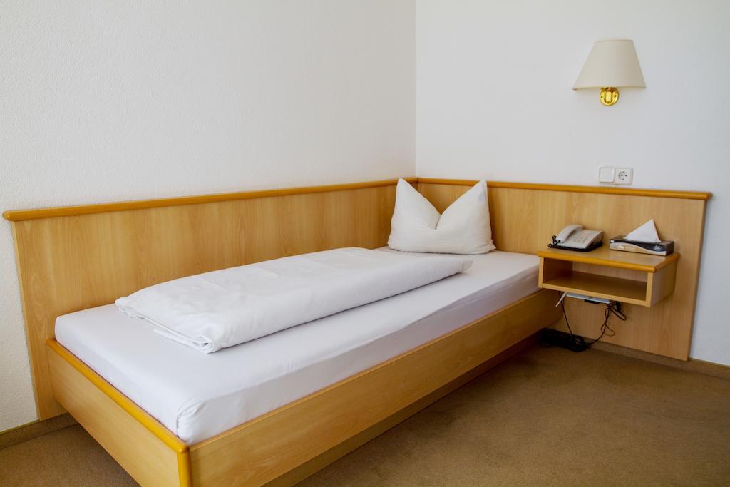 Hôtel Heidekrug à Oberursel Chambre photo