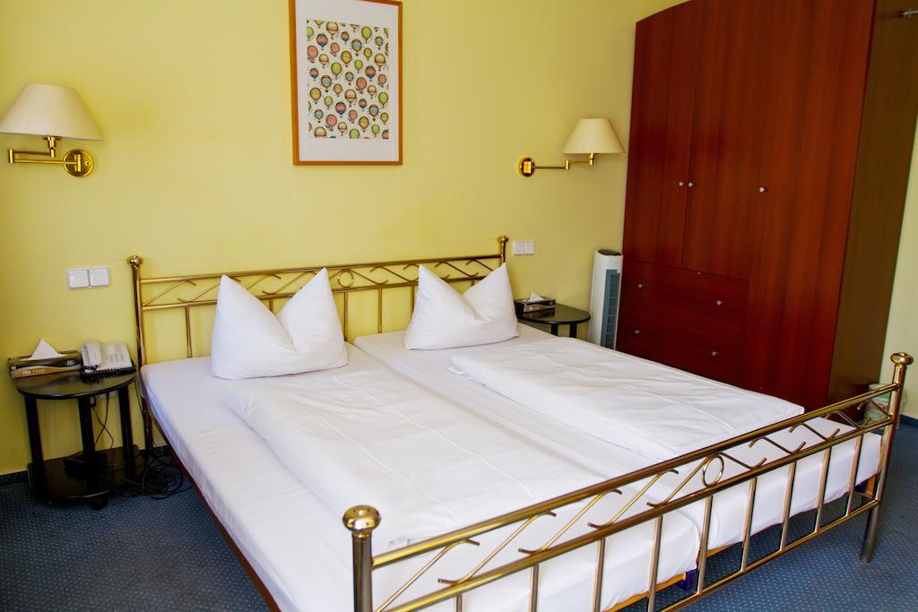 Hôtel Heidekrug à Oberursel Chambre photo